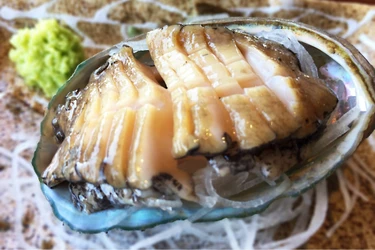 【まだ間に合う！お年玉プラン】広島・竹原の旅館で峠下牛ローストビーフやアワビをお得に堪能｜2026年2月28日まで