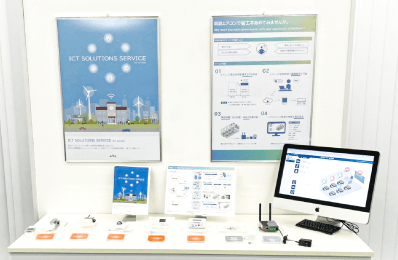 コラボレーション・ショールーム内には、無線・電池レスデバイスを活用した、社会課題解決の仕組みを説明するパネルが多数展示されている（画像提供／ニフコ）