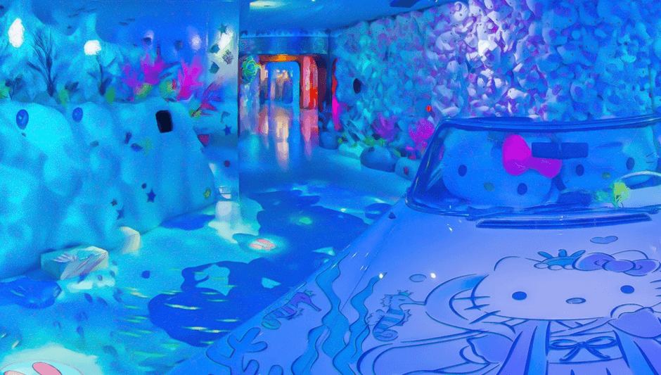 HELLO KITTY SMILE|CAVE