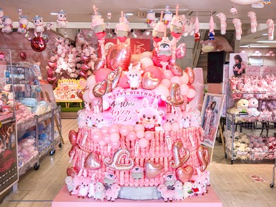 岩下の新生姜ペンライトバースデーケーキ(写真は昨年のもの)