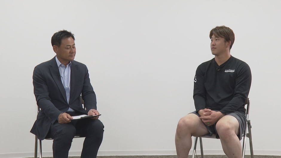 前田智徳さん・小園海斗選手(広島東洋カープ)