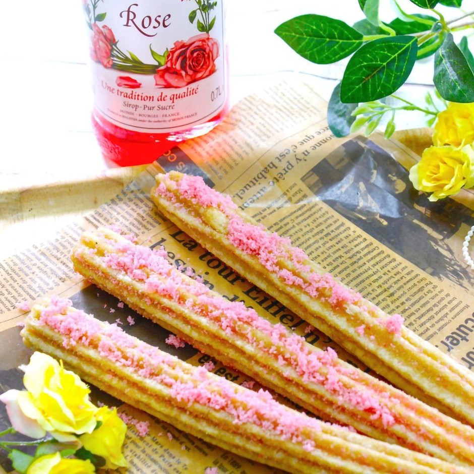 薔薇のチュロス 700円