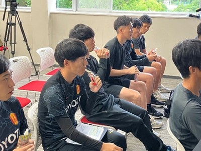 勉強会に参加されたグランパスアカデミーコーチ陣