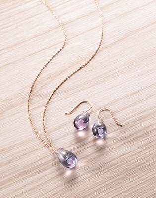 アロマネックレス・アロマフックピアス