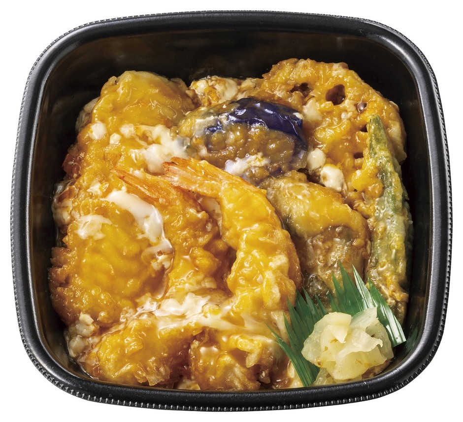 エビ2尾/イカ/カレイ/野菜3種 海鮮天とじ丼 695円(税込750円)