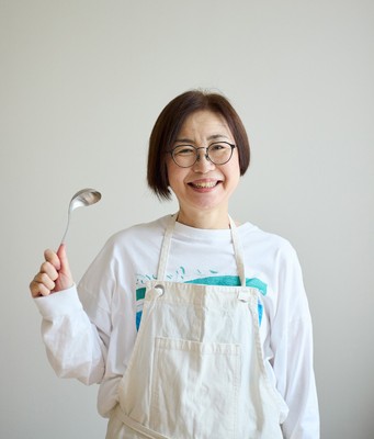 有賀薫さん