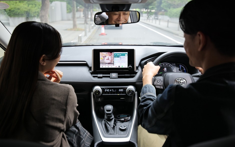 運転中もエンタメとナビを両立