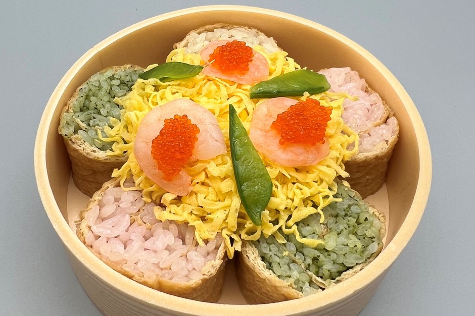 福寿家の鮮やか三色ちらし伊奈利 1箱1,480円(税込)