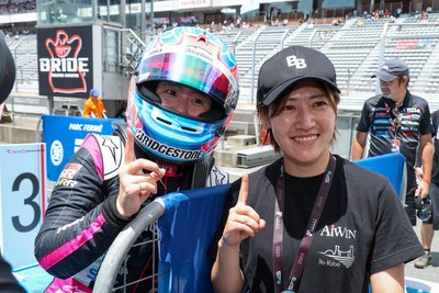 左から#1 斎藤愛未、三浦愛監督
