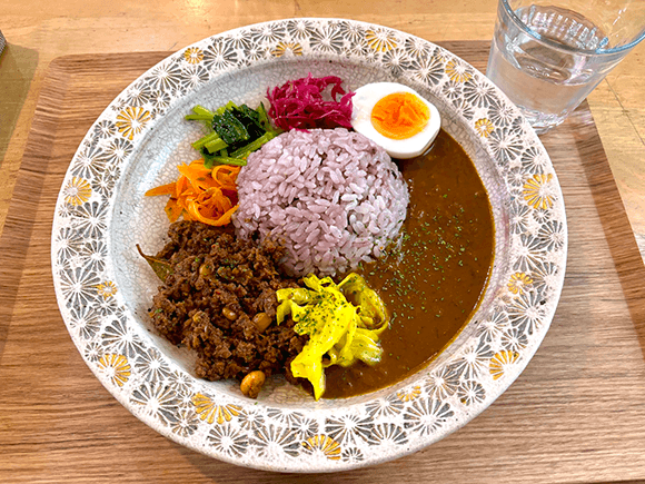 【武雄温泉】コーヒーショップ喜蔵『猪キーマ&コリコリ大豆のスパイスカレー』