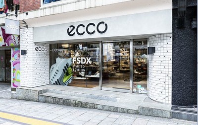 JR原宿駅徒歩3分の「表参道店」にフルコレクションが