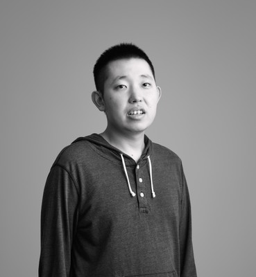 作家：岡部 志士氏