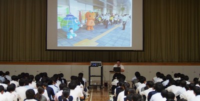 令和6年(2024年)の薬物乱用防止教室の様子