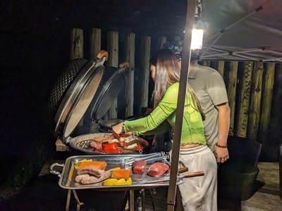 (グランピングヴィラハンズ・野外BBQ)