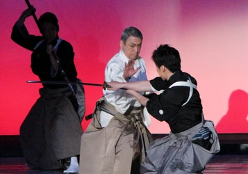 昭和100年、終戦80年祈念公演　若獅子会「知覧へ」「殺陣を舞う 雪月花」大阪・ABCホールにて上演決定