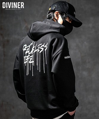 Melt Logo Hoodie(ブラック)