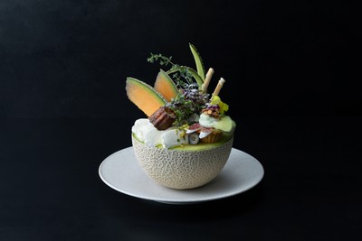まるごとメロンの贅沢パフェ(3,600円)