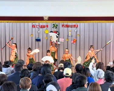 ＜三世代世帯3.8％時代＞ 笠寺幼児園が「親しみある伝統演目」で世代間交流を後押し！
