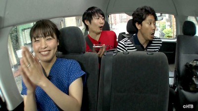 おにぎりあたためますか 岡山の旅 Blu-ray(左から室岡里美、戸次重幸、大泉洋)©HTB