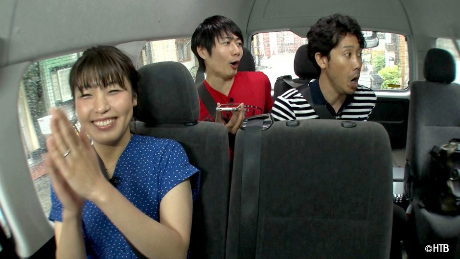 おにぎりあたためますか 岡山の旅 Blu-ray(左から室岡里美、戸次重幸、大泉洋)©HTB