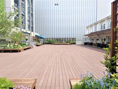 A館 3階屋外スペース「GREENING広場」