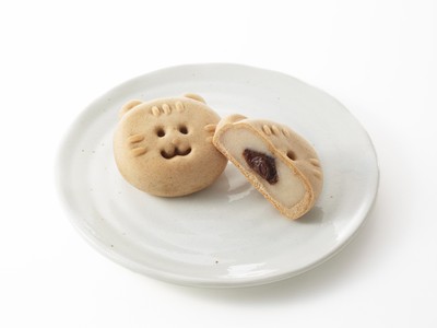 やさしいミルク風味あんとチョコペースト入り