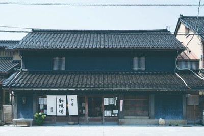 震災前の高澤ろうそく店舗外観