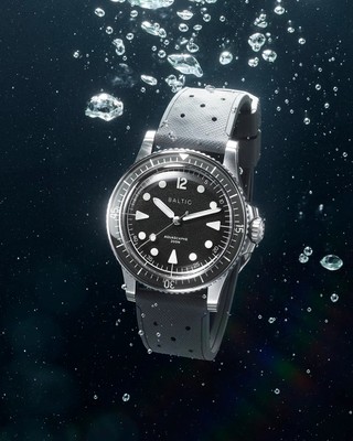 BL-AquaMK2-Grey / ¥132,000-