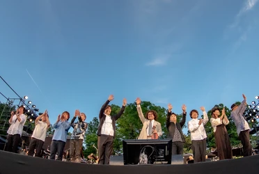 『葉加瀬太郎 音楽祭2022』、3年ぶりに京都・上賀茂神社で開催「世界中を探しても、こんなに幸せなバイオリニストはいない」