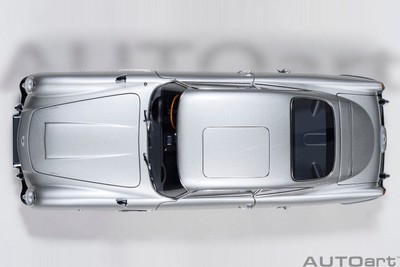 オートアート社製アストンマーチン DB5 「007／ゴールドフィンガー」