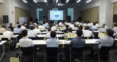 令和6年（2024年）に東京で開催した研究シーズ発表会の様子