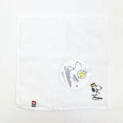 シンプルにオシャレ。PEANUTS75thの特別デザインでレア度MAX！スヌーピーの75周年限定ふわふわ今治タオルです。