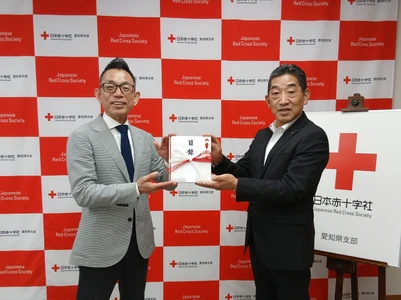 医系専門予備校メディカルラボが 医療従事者支援活動等の一環として日本赤十字社へ寄付を実施