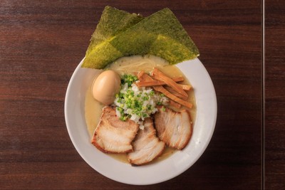 特製鶏白湯らーめん