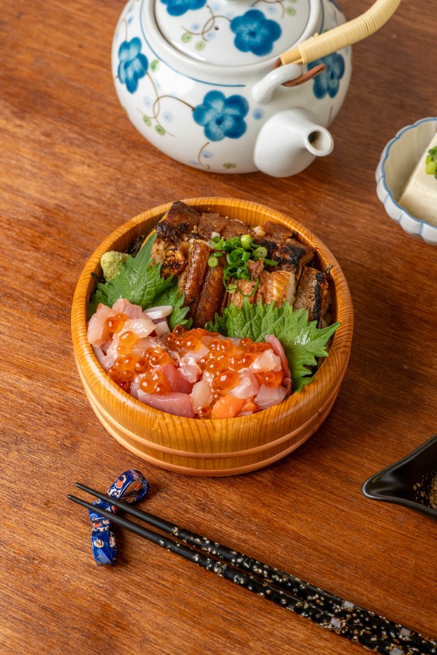 穴子濱丼