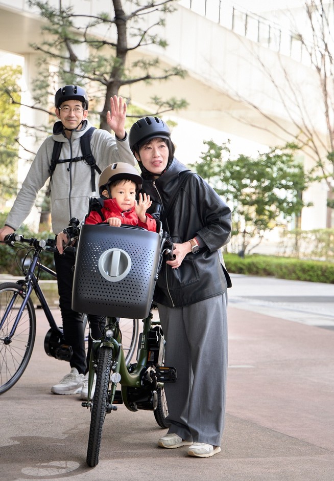 親子の自転車利用イメージ