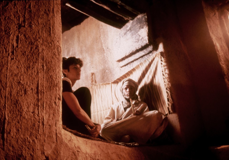 (c)The Sahara Company Limited & Tao Films SRL.1990